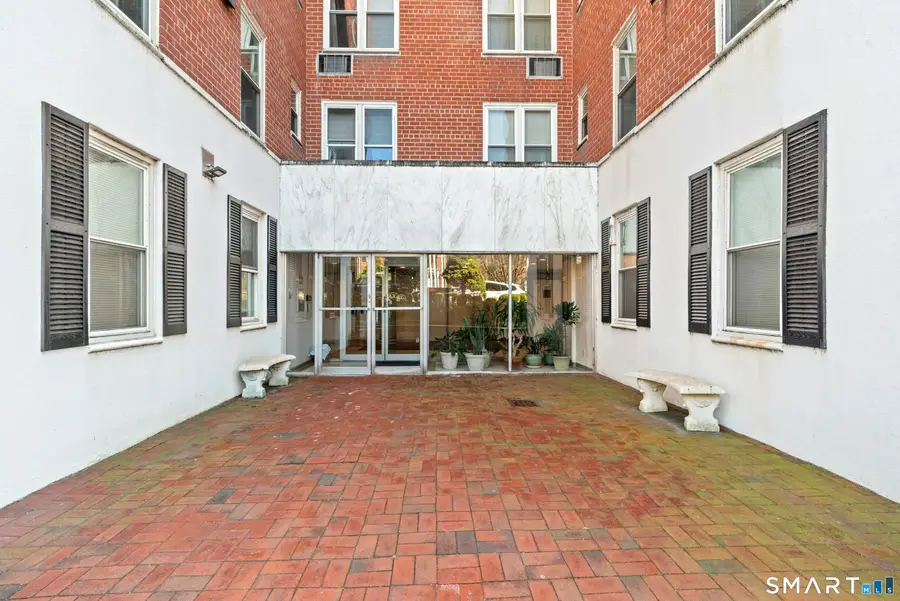7 4th Street #3C, Stamford, CT 06905 - #3