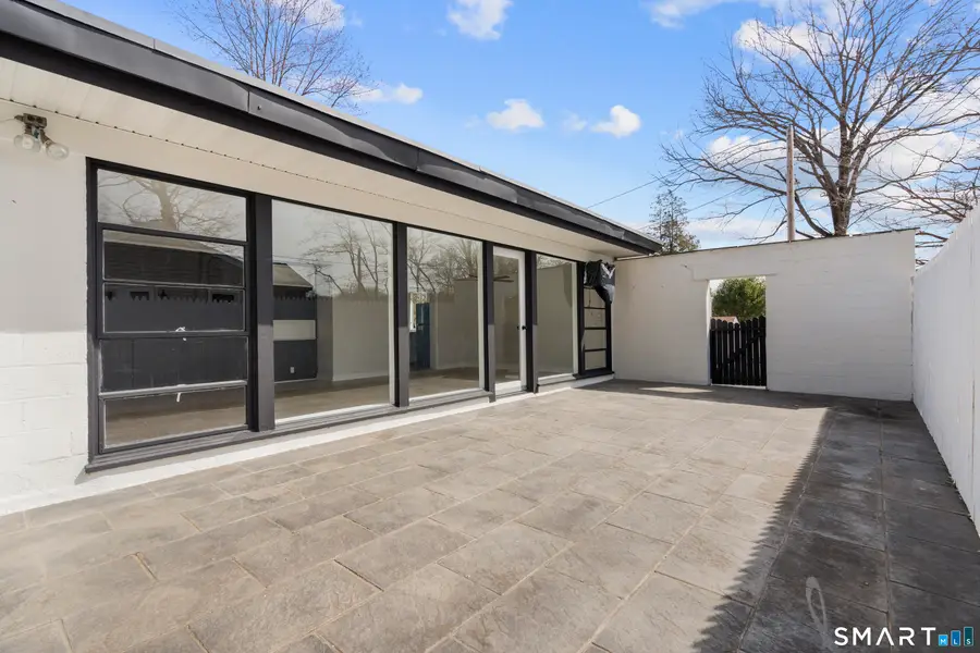 55 Englewood Drive, New Haven, CT 06515 - #3