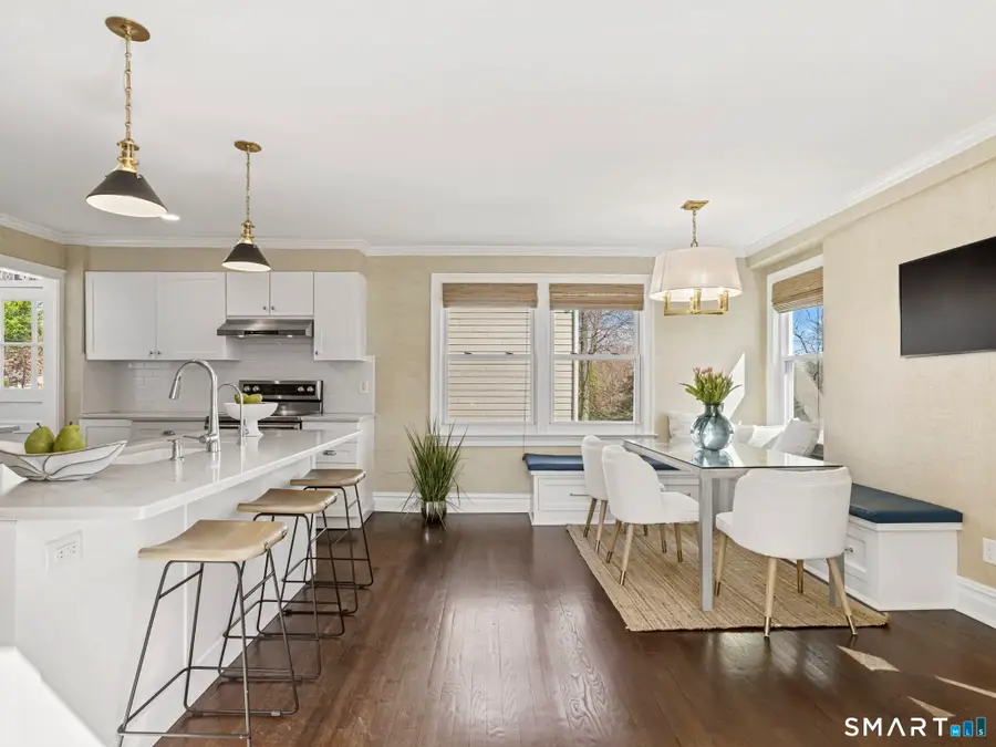 7 Walmsley Road, Darien, CT 06820 - #3