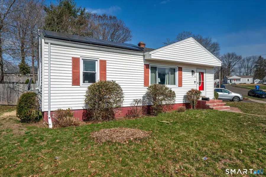 90 West Side Drive, Hamden, CT 06514 - #2