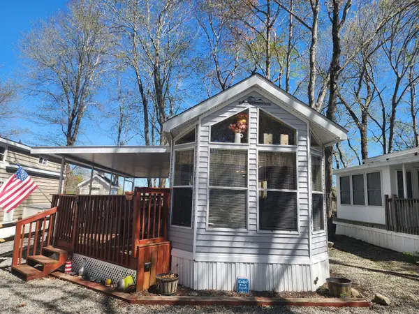 42 Pierce Road, Preston, CT 06365