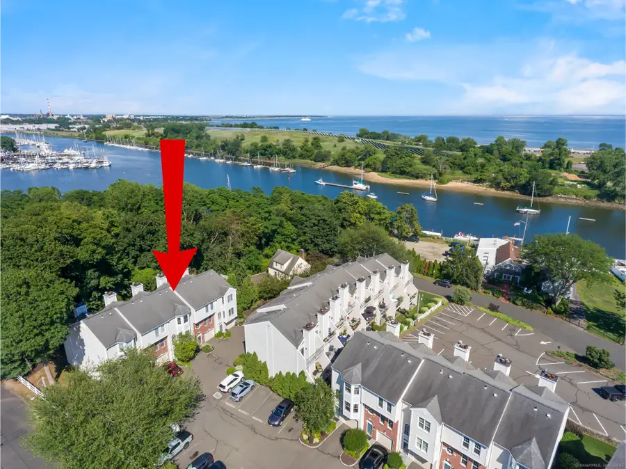 80 Bywater Lane #80, Bridgeport, CT 06605 - #2