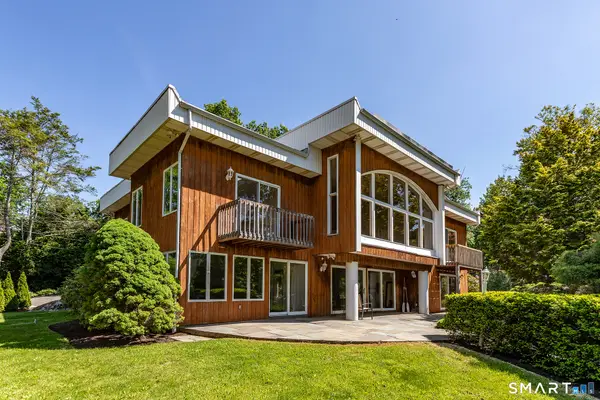 9 Oak Point Club, New Milford, CT 06776