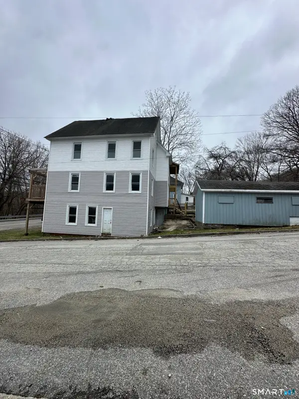 104 Norwich Avenue, Norwich, CT 06360