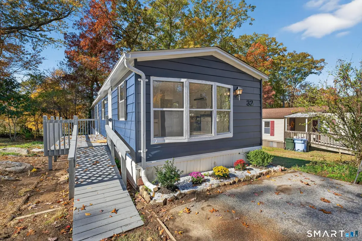 32 Nashua Street, Norwich, CT 06360 - #1