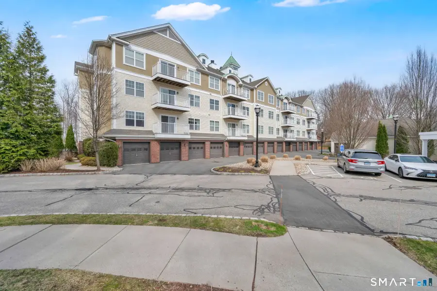 26 Schoolhouse Drive #209, West Hartford, CT 06110 - #2