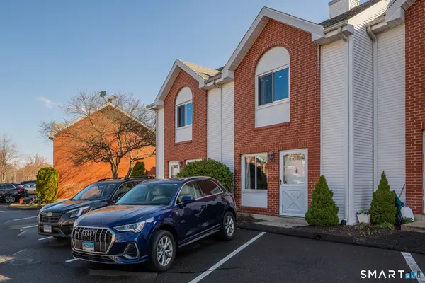 585 Park Road #7-2, Waterbury, CT 06708