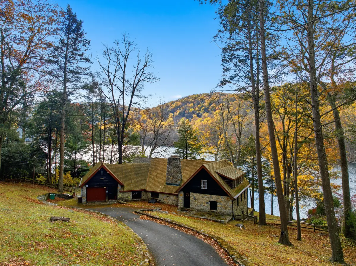 23 Echo Drive, New Milford, CT 06776 - #1