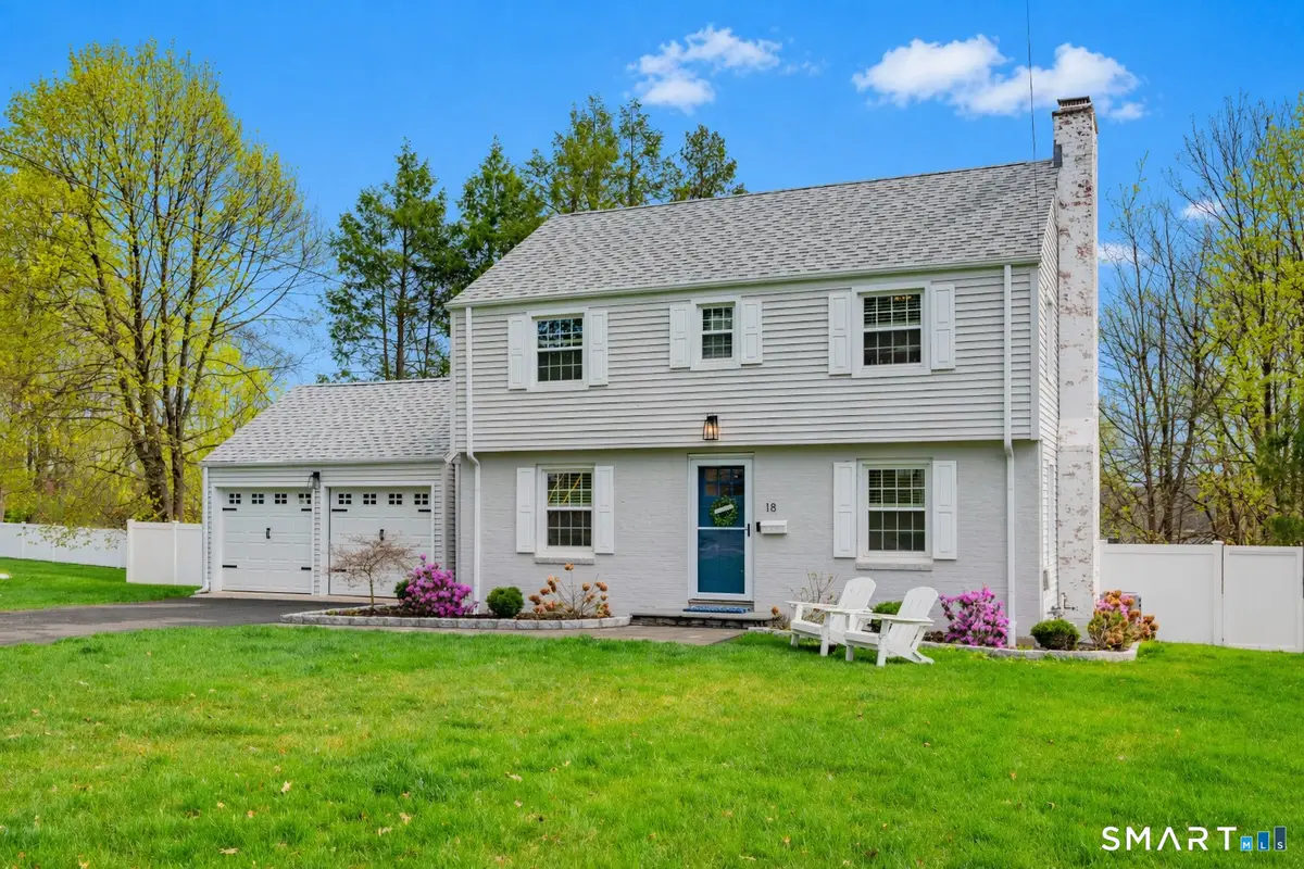 18 Foxridge Road, West Hartford, CT 06107 - #1