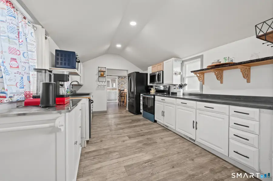 475 Ballfall Road, Middletown, CT 06457 - #3