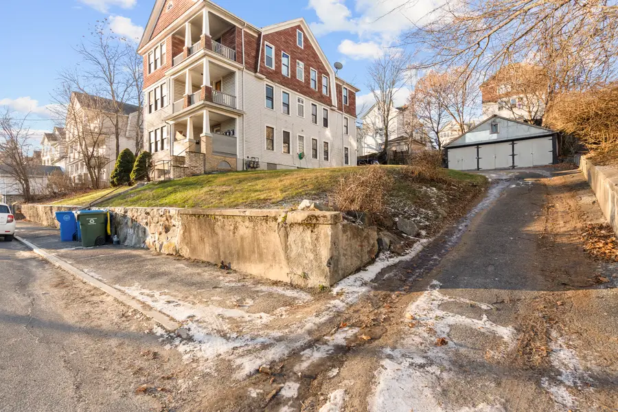 141 Draher Avenue, Waterbury, CT 06708 - #2