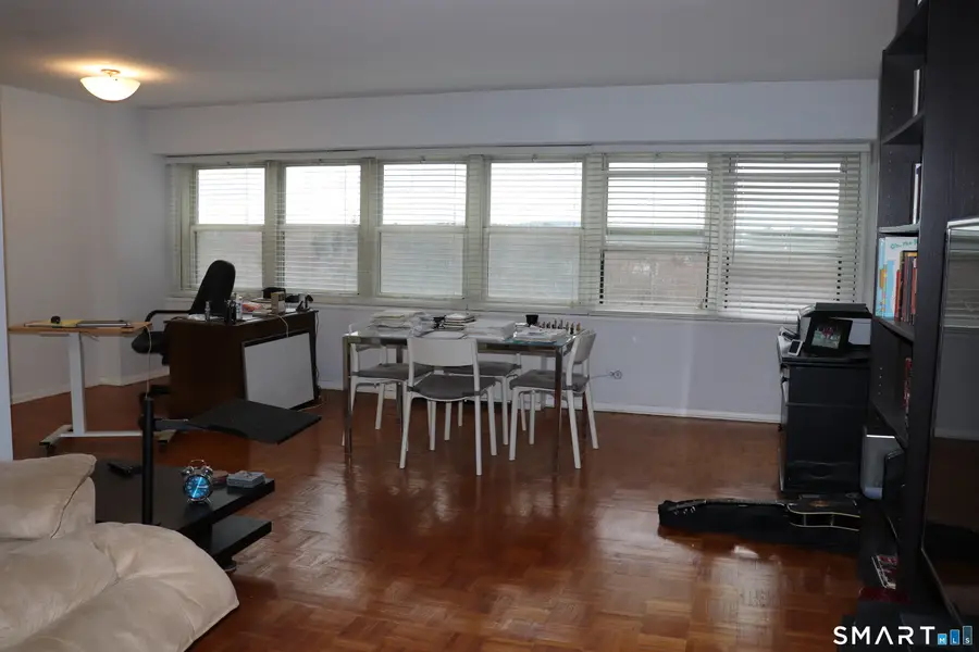 31 Woodland Street #9U, Hartford, CT 06105 - #3