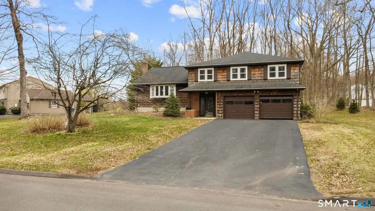 46 Burnwood Drive, Bloomfield, CT 06002 - #1