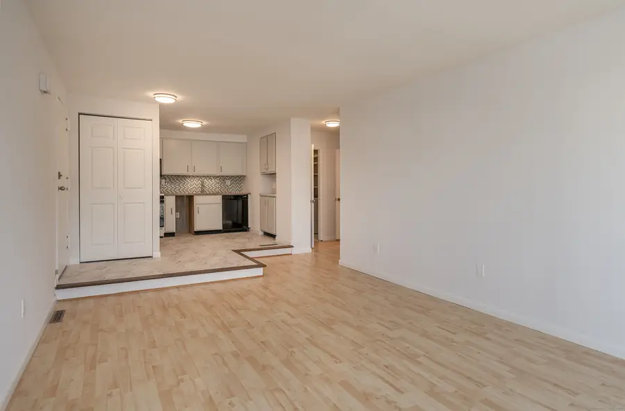 323 Walden Green Road #323, Branford, CT 06405 - #3