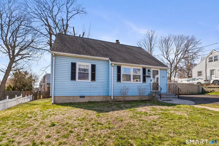 255 Ruth Street, Bridgeport, CT 06606 - #3