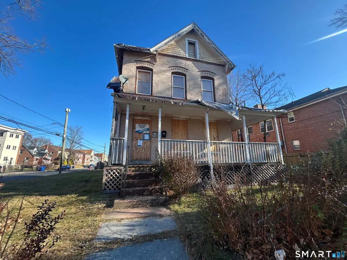 4 George Street, Hartford, CT 06114 - #1