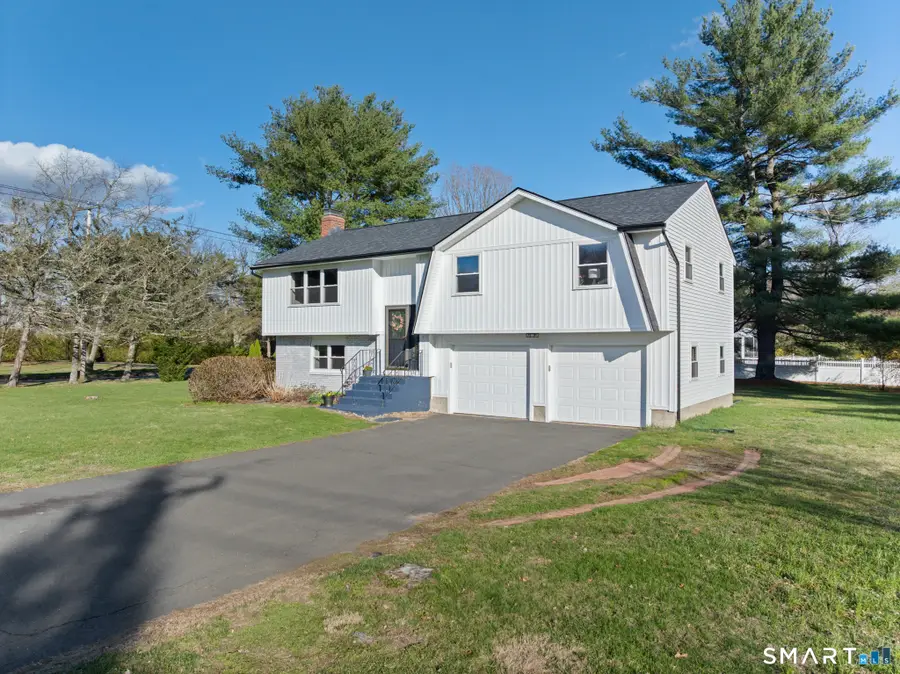 92 Laurel Lane, Simsbury, CT 06070 - #3