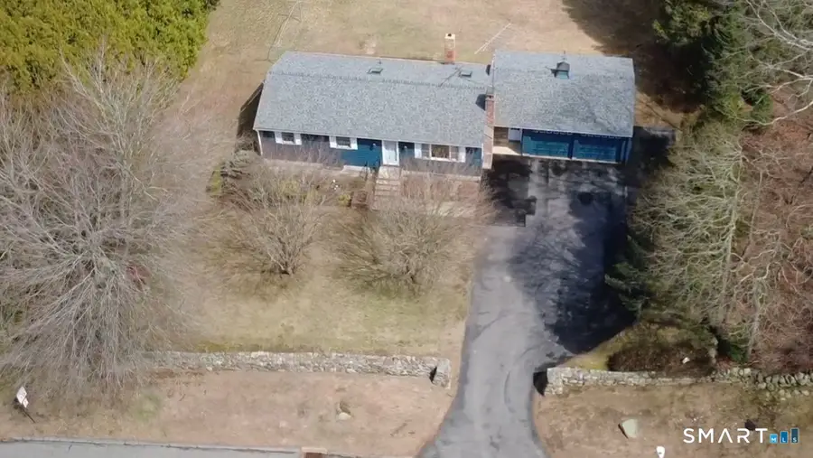 933 Vauxhall St Extension, Quaker Hill, CT 06375 - #2