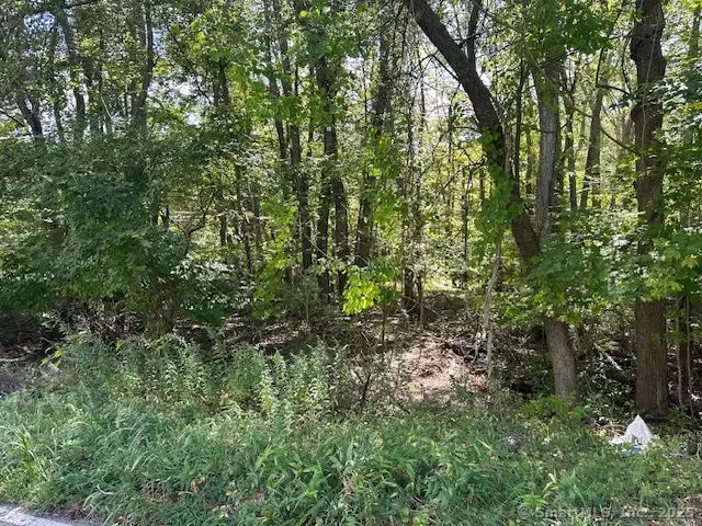 87 Fort Shantok Road, Uncasville, CT 06382 - #1