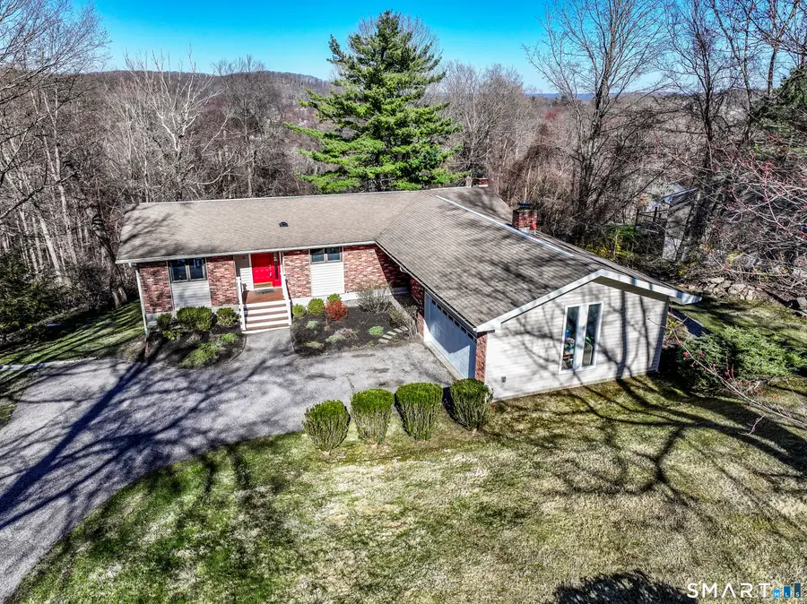 35 East Gate Road, Danbury, CT 06811 - #2