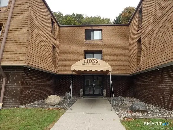 126 Triangle Street #A16, Danbury, CT 06810