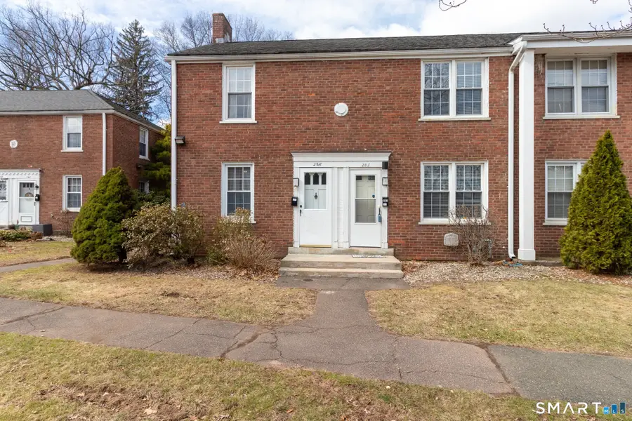 28 Garden Drive #K, Manchester, CT 06040 - #2