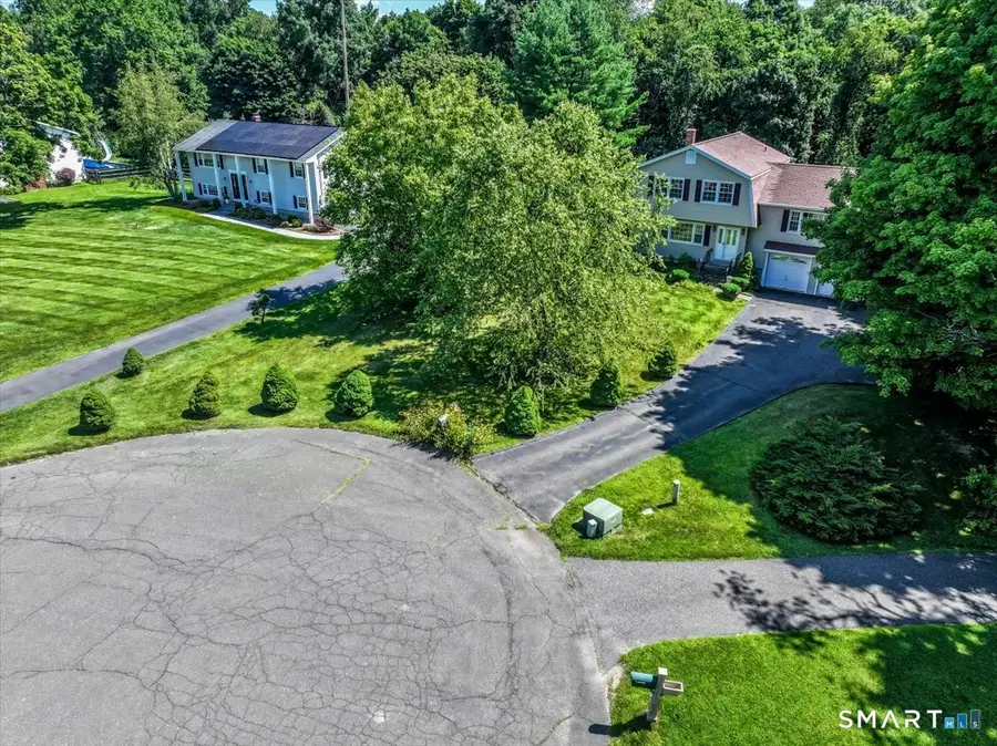 16 Greta Drive, Danbury, CT 06810 - #2