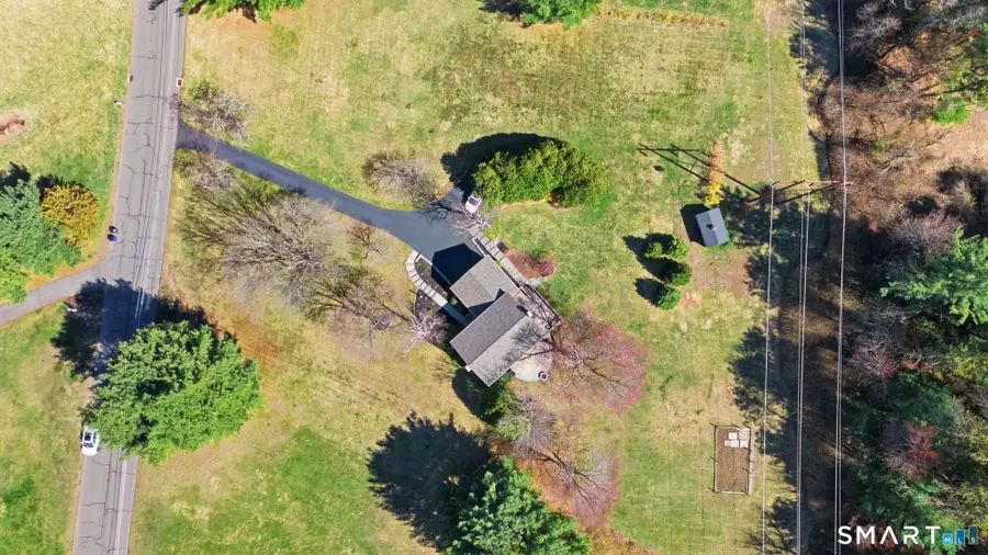 3 Lenora Drive, West Simsbury, CT 06092 - #3