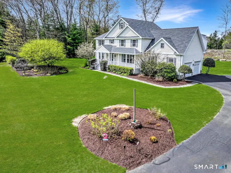 21 Pearl Street, Newtown, CT 06482 - #2