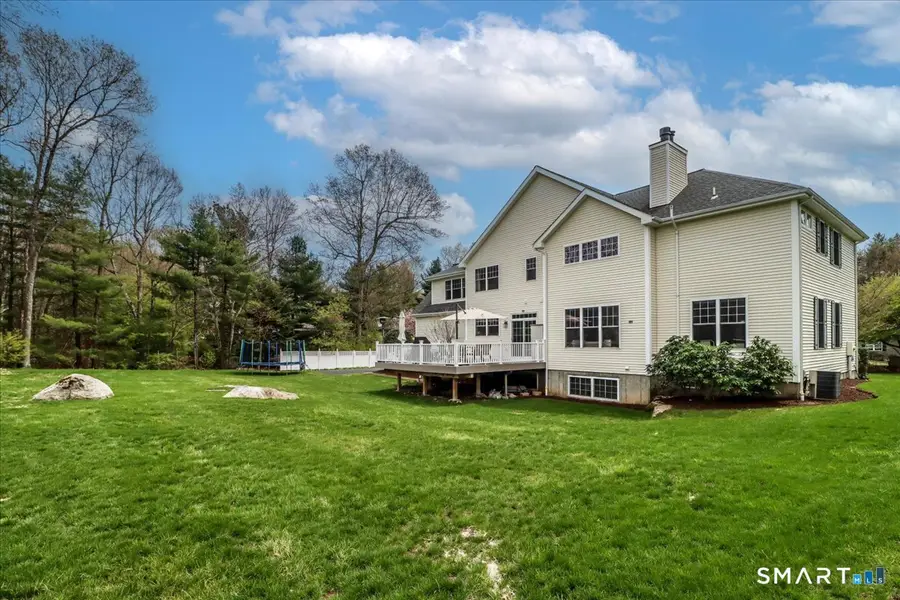 21 Pearl Street, Newtown, CT 06482 - #3
