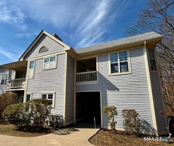 75 Redwood Drive #907, East Haven, CT 06513