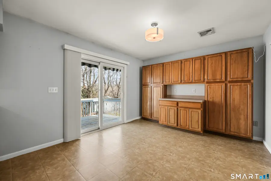 38 Norway Street Street, Watertown, CT 06779 - #3