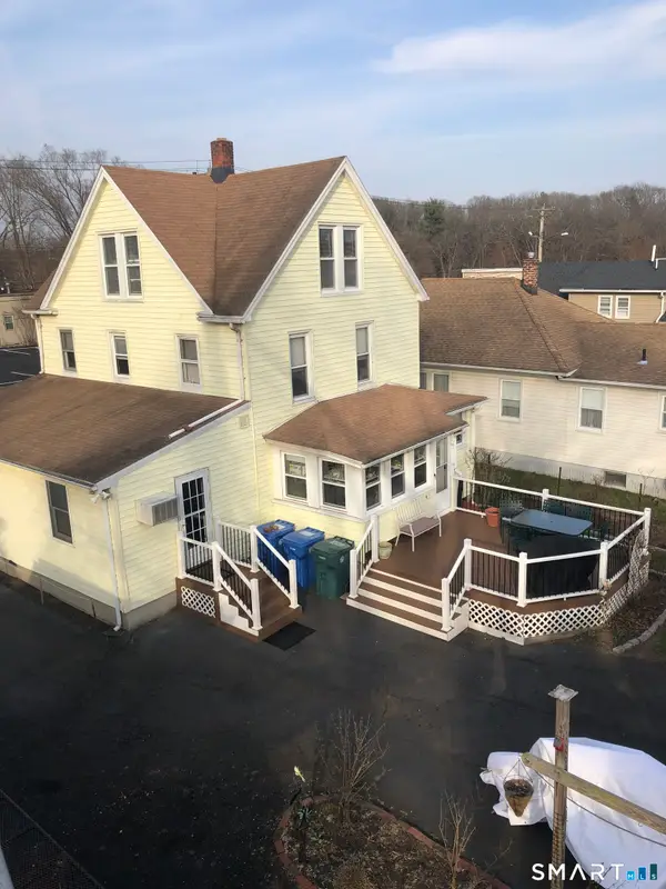 15 Oregon Avenue, Hamden, CT 06514