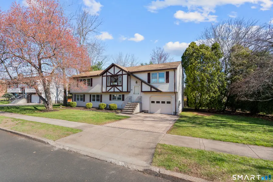 42 Divot Drive, Meriden, CT 06450 - #3