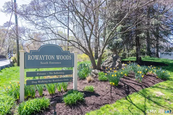 32 Rowayton Woods Drive #32, Norwalk, CT 06854