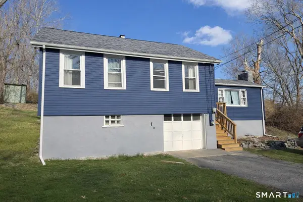 226 Pumpkin Hill Road, Groton, CT 06355