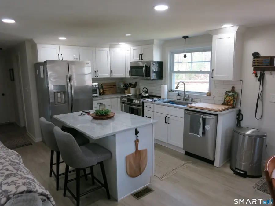 6 Lostbrook Road, West Simsbury, CT 06092 - #2