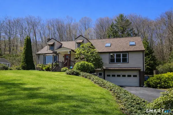 146 Village Street, North Branford, CT 06472