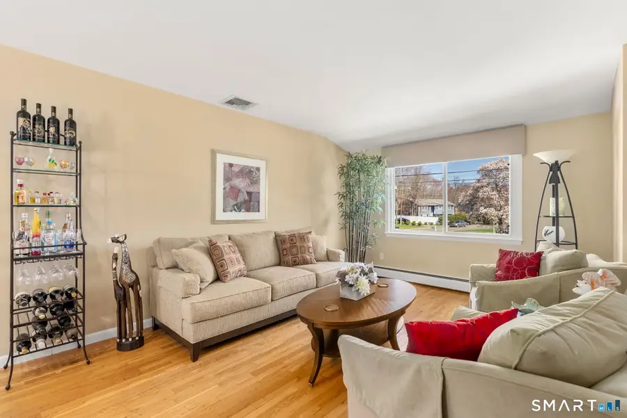 27 Fairweather Drive, Norwalk, CT 06851 - #3