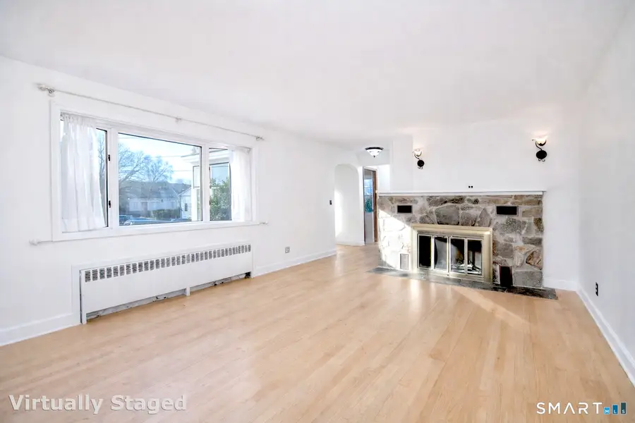 40 Acton Road, Bridgeport, CT 06606 - #3