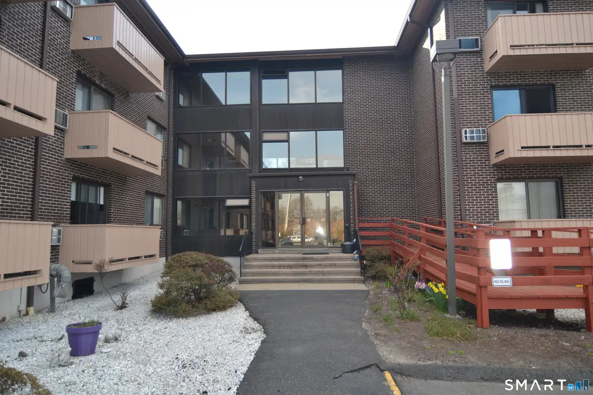 40 California Street #B6, Stratford, CT 06615 - #1