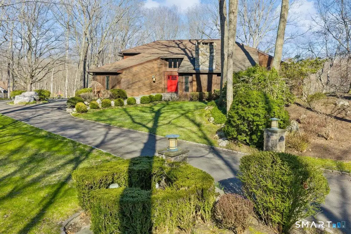 9 Patchen Lane, Weston, CT 06883 - #1