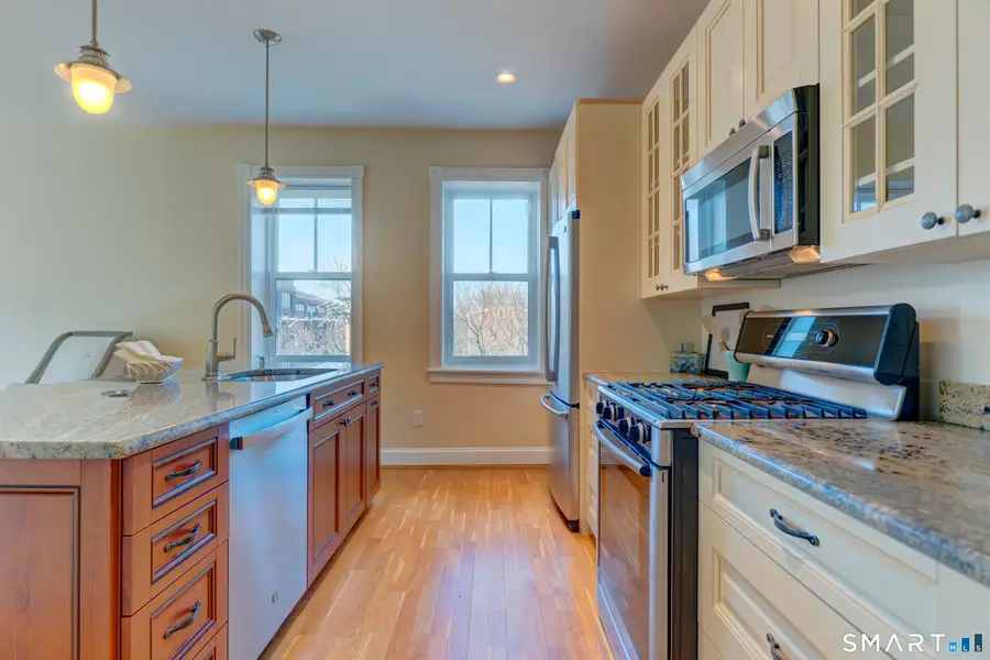 629 Chapel Street #4A, New Haven, CT 06511 - #2