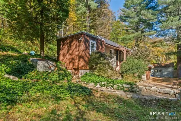 492 Newtown Turnpike, Weston, CT 06883