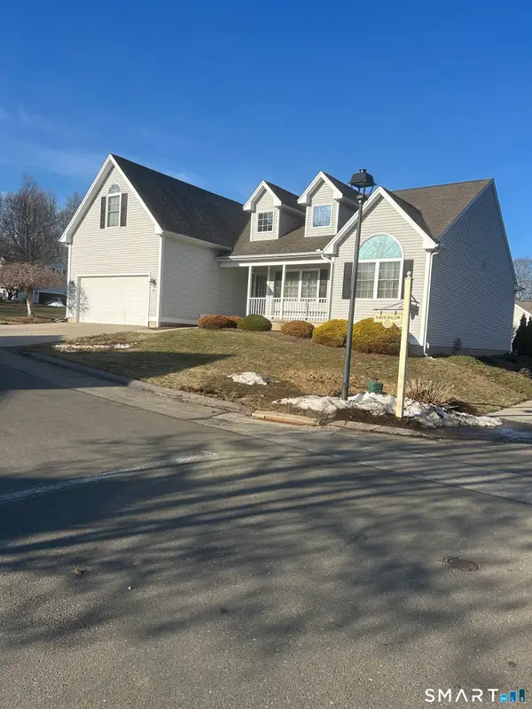 6 North Hollow #6, East Hampton, CT 06424