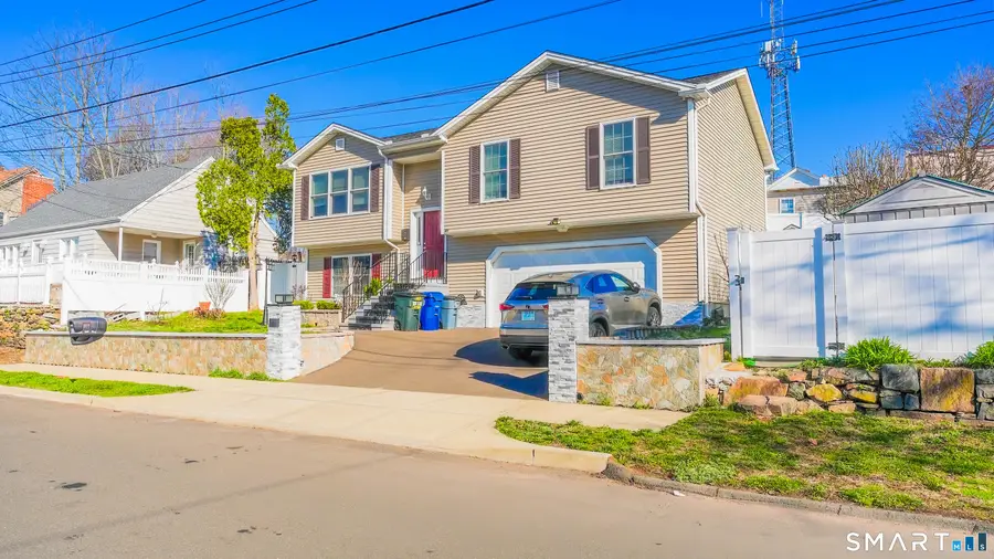 45 Daytona Street, West Haven, CT 06516 - #3