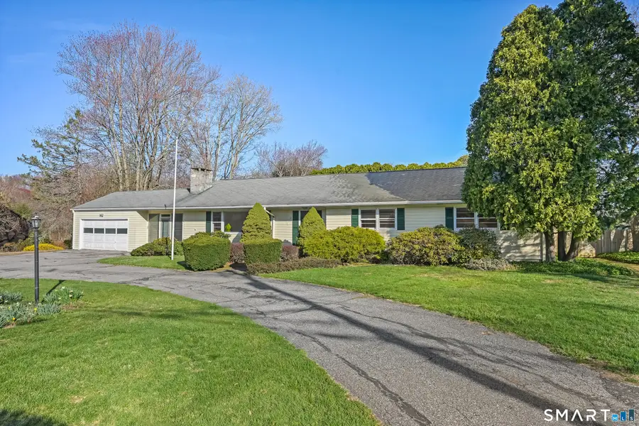 17 Glover Avenue, Newtown, CT 06470 - #2