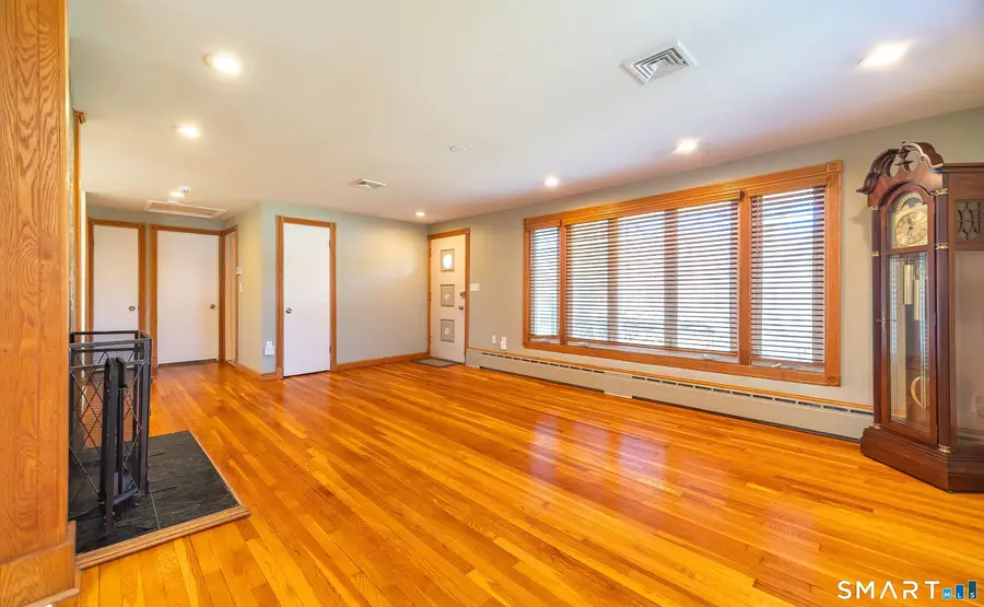 16 Featherbed Lane, Branford, CT 06405 - #2