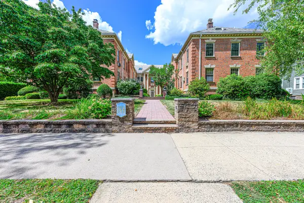 148 Everit Street #F, New Haven, CT 06511