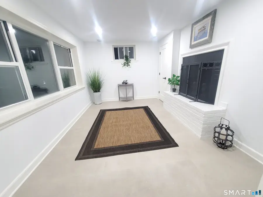 17 Woodlawn Avenue, Norwalk, CT 06854 - #3